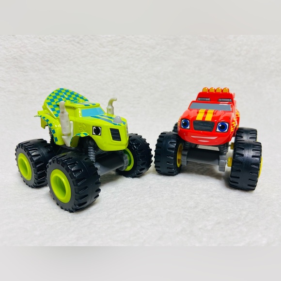 3” Blaze and the Monster Machines Diecast Trucks Zag + Blaze - Picture 1 of 11